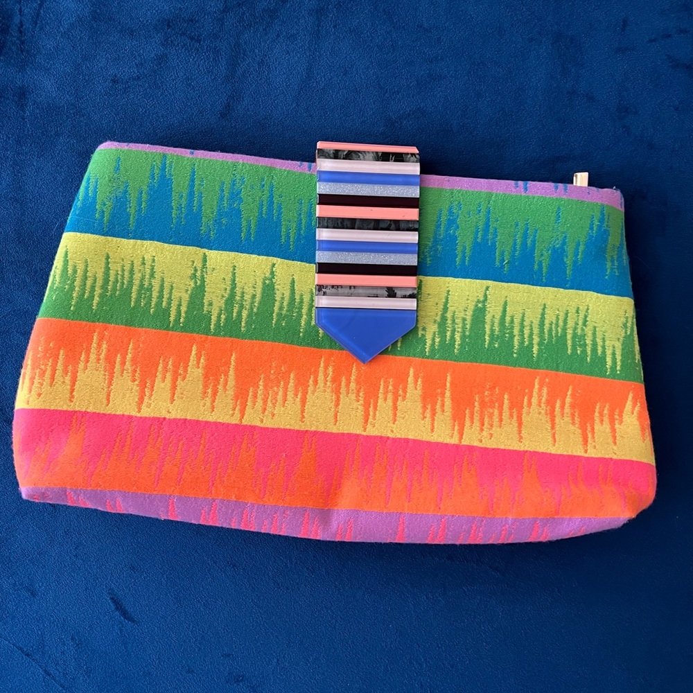 Cool summer purse!!